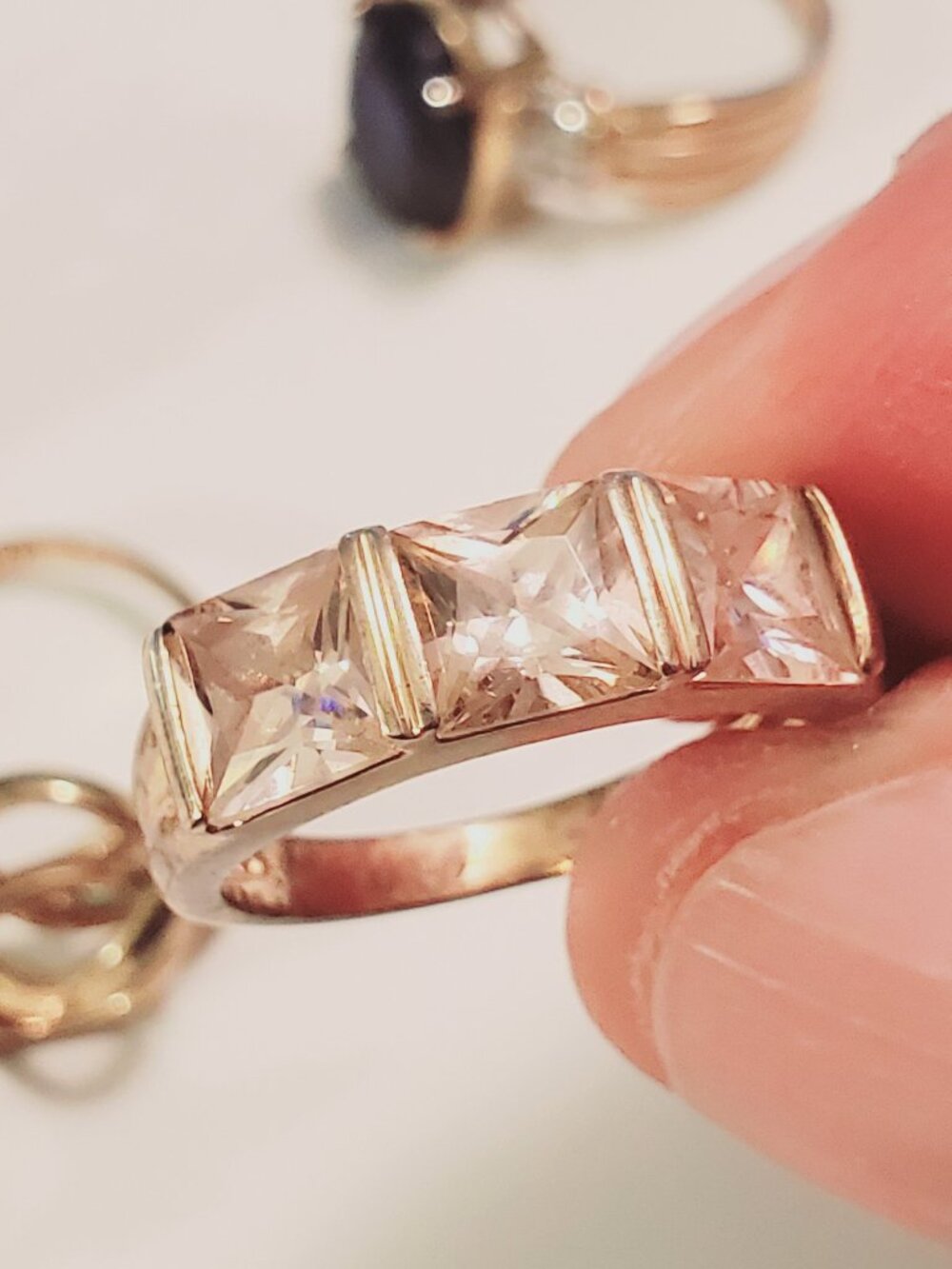 8 Rings, items # A- 2483-2490,. wt. 33 grams. - Picture 11 of 16